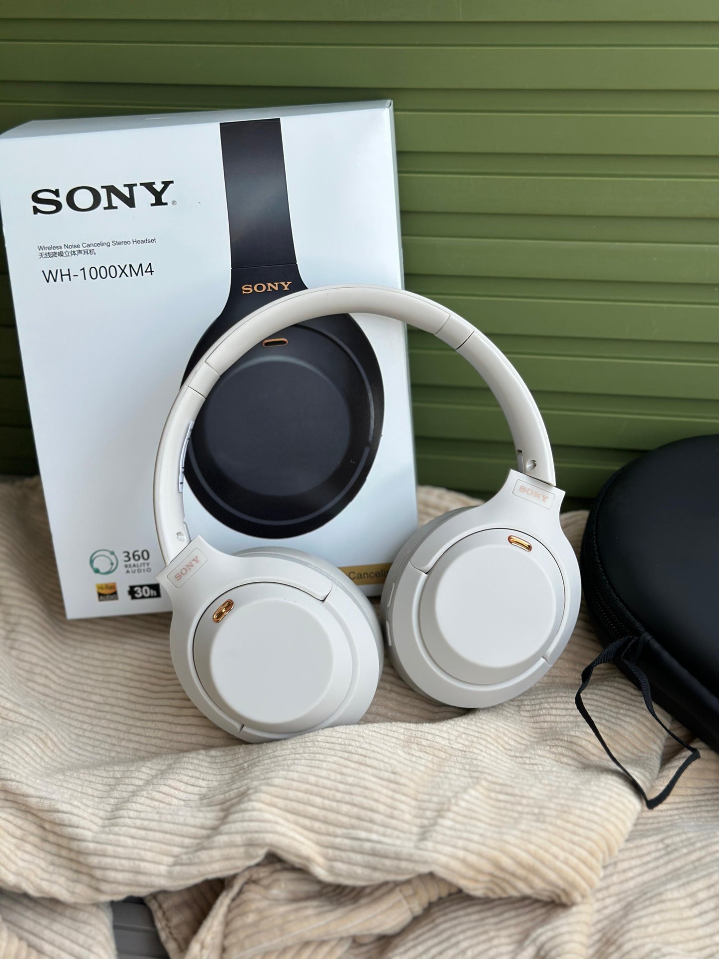 HEADPHONES